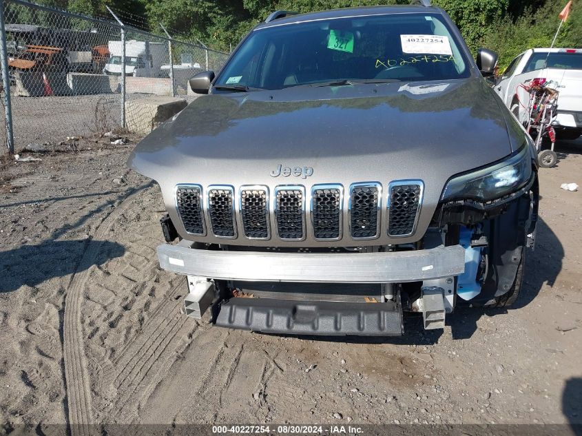 2019 Jeep Cherokee Latitude Plus 4X4 VIN: 1C4PJMLB3KD254863 Lot: 40227254