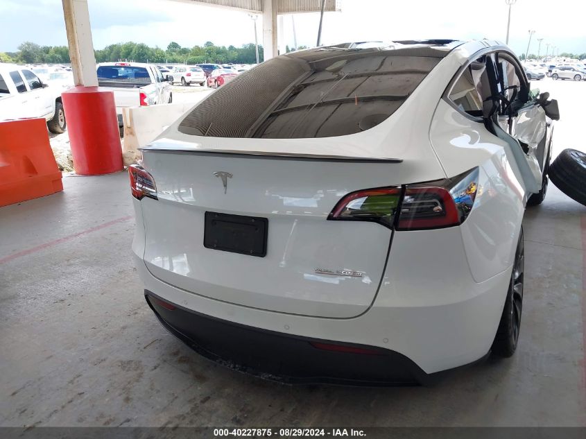 2022 Tesla Model Y Performance Dual Motor All-Wheel Drive VIN: 7SAYGDEF4NF456484 Lot: 40227875