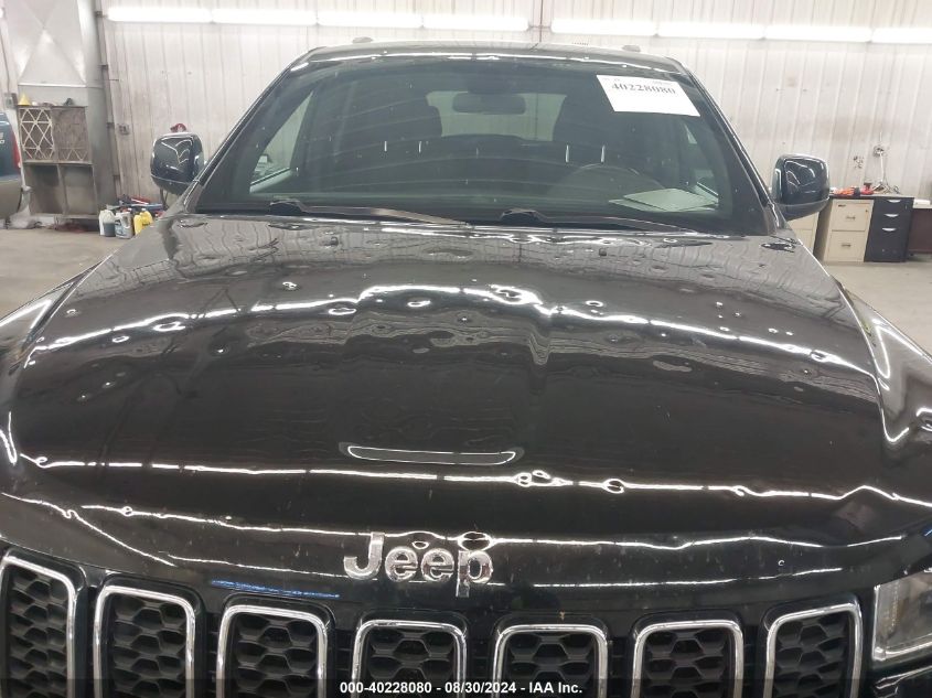 VIN 1C4RJFAG7JC127220 2018 JEEP GRAND CHEROKEE LAREDO E 4X4