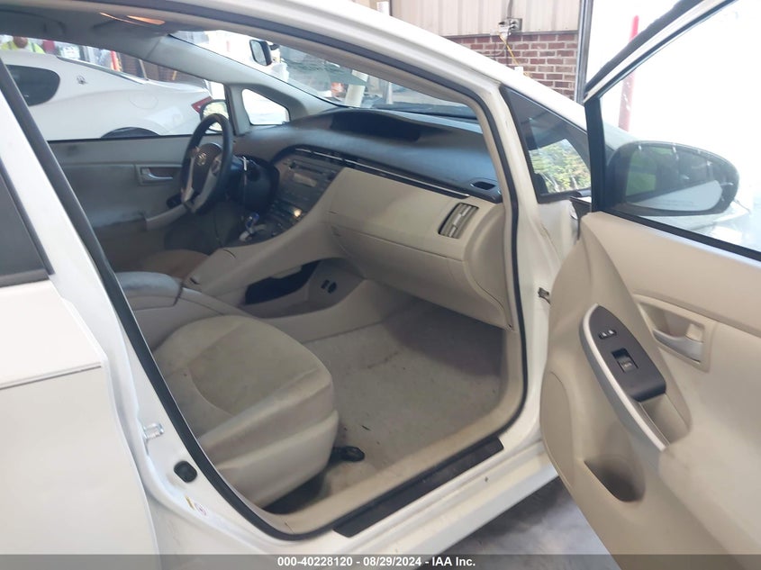 2010 TOYOTA PRIUS VIN: JTDKN3DU2A5188677