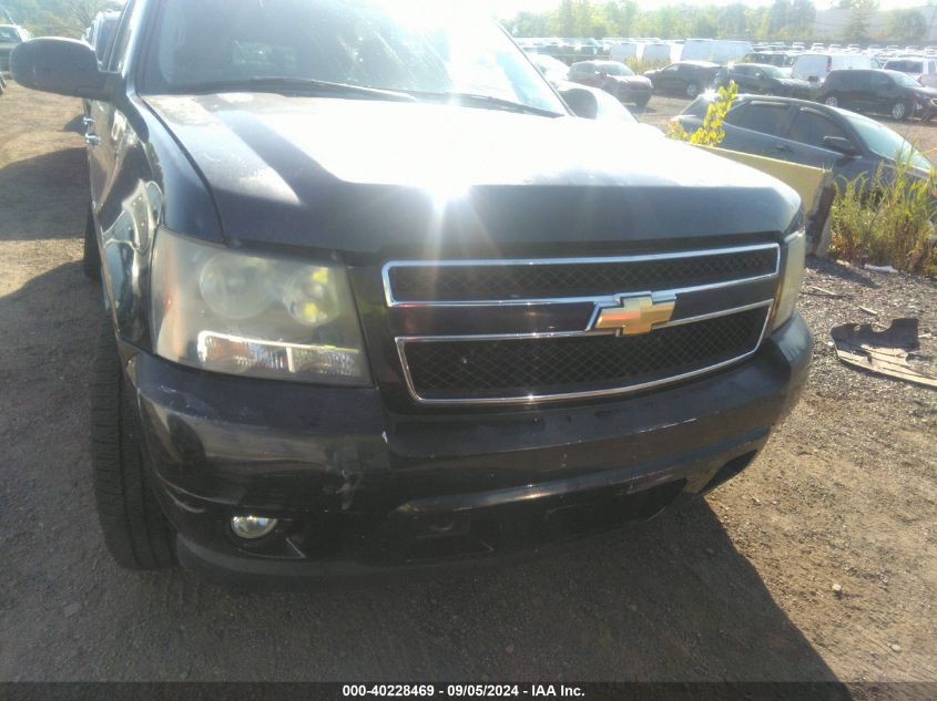 2007 Chevrolet Tahoe Ltz VIN: 1GNFK13047J153661 Lot: 40228469