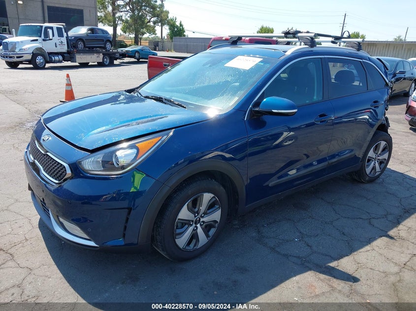 VIN KNDCE3LC0J5126854 2018 KIA NIRO EX