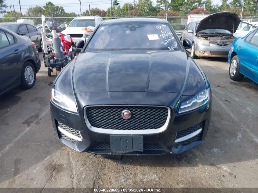 2017 Jaguar Xf R - Sport VIN: SAJBF4BV8HCY43348 Lot: 40228609