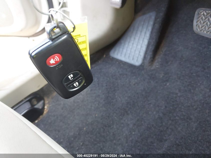 2012 Toyota Prius Four VIN: JTDKN3DU1C5467797 Lot: 40229191