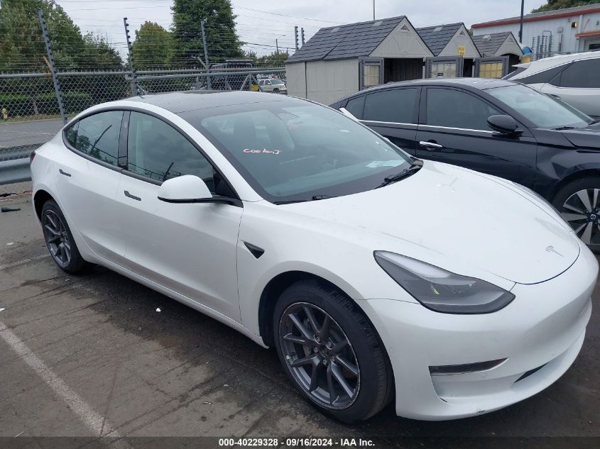 2022 Tesla Model 3 Long Range Dual Motor All-Wheel Drive VIN: 5YJ3E1EB5NF339229 Lot: 40229328