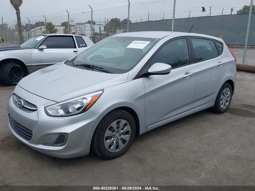 KMHCT5AE7HU300761 2017 HYUNDAI ACCENT - Image 2