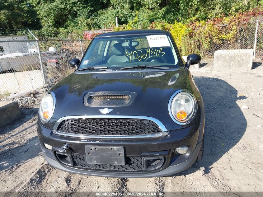 2011 Mini Cooper S VIN: WMWSV3C5XBTY10835 Lot: 40229405