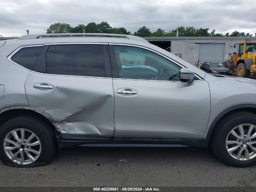 2017 Nissan Rogue Sv VIN: 5N1AT2MV5HC817189 Lot: 40229661