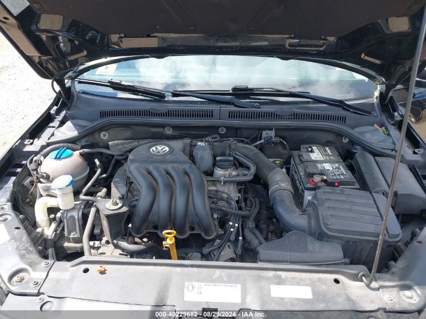 2013 VOLKSWAGEN JETTA 2.0L S - 3VW2K7AJ4DM367373