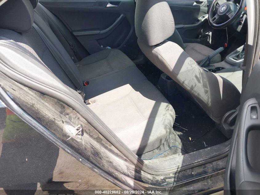 2013 VOLKSWAGEN JETTA 2.0L S - 3VW2K7AJ4DM367373