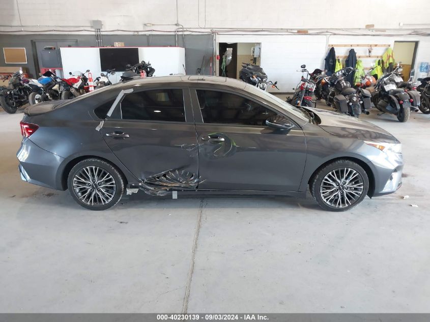 2022 Kia Forte Gt-Line VIN: 3KPF54AD8NE487452 Lot: 40230139