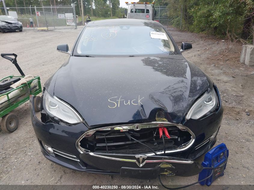 2015 Tesla Model S 70D/85D/P85D VIN: 5YJSA1H27FFP77450 Lot: 40230250