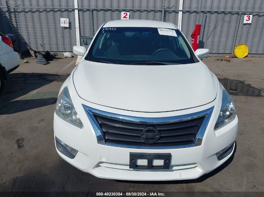 2015 Nissan Altima 2.5/2.5 S/2.5 Sl/2.5 Sv VIN: 1N4AL3AP2FN332287 Lot: 40230354