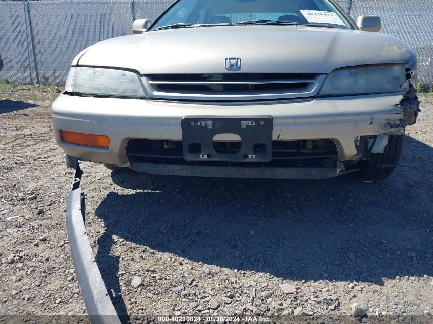 1995 Honda Accord Lx VIN: JHMCD5638SC054498 Lot: 40230824