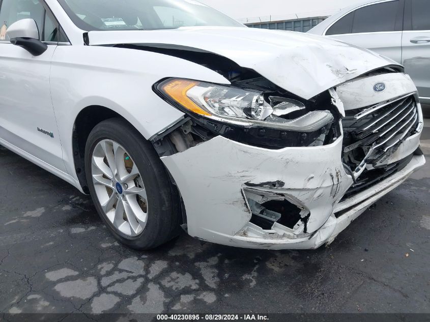 3FA6P0LU5KR104092 2019 FORD FUSION - Image 17