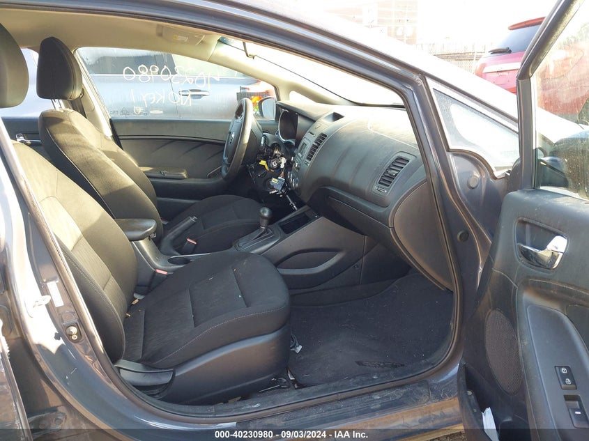 2016 KIA FORTE LX - KNAFK4A64G5612226