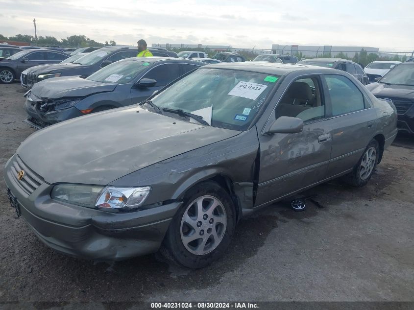 1999 Toyota Camry Le V6 VIN: 4T1BF22K9XU080690 Lot: 40231024