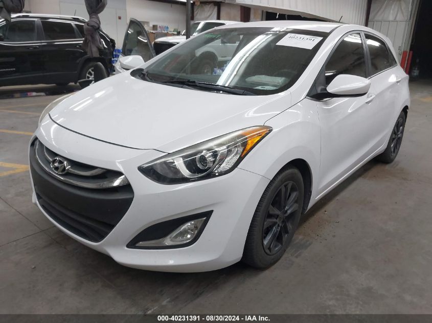 KMHD35LH6FU239573 2015 HYUNDAI ELANTRA - Image 2