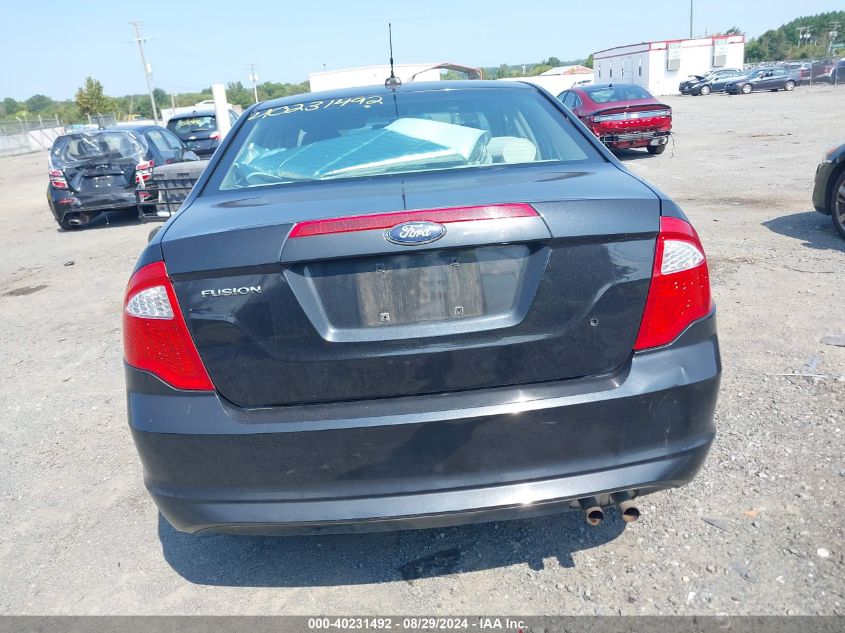 2010 Ford Fusion S VIN: 3FAHP0GA2AR117678 Lot: 40231492