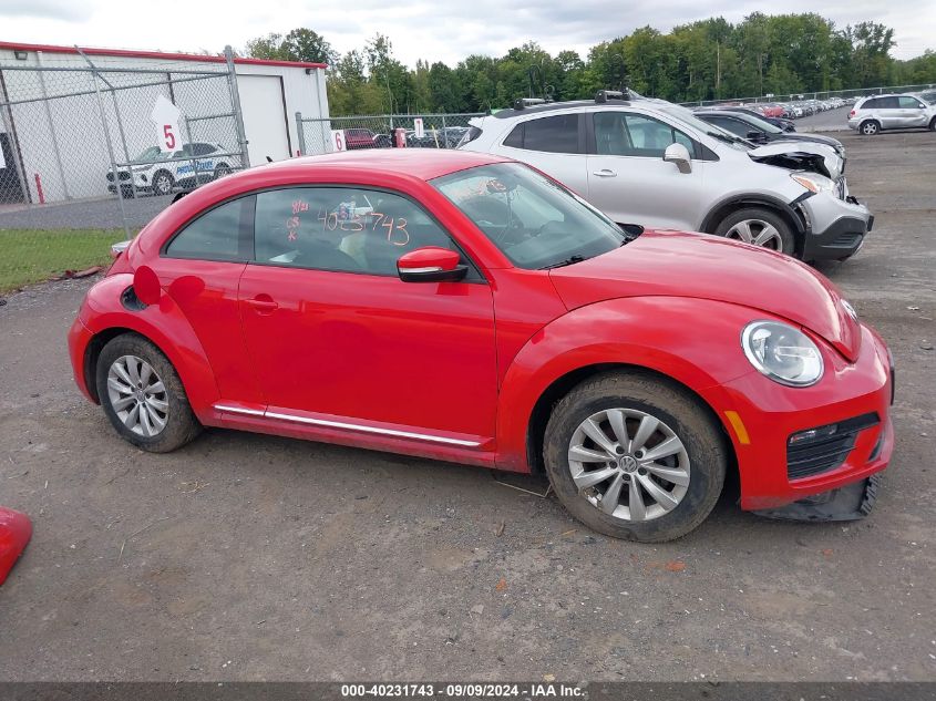 2019 Volkswagen Beetle 2.0T Final Edition Se/2.0T Final Edition Sel/2.0T S VIN: 3VWFD7AT0KM720833 Lot: 40231743