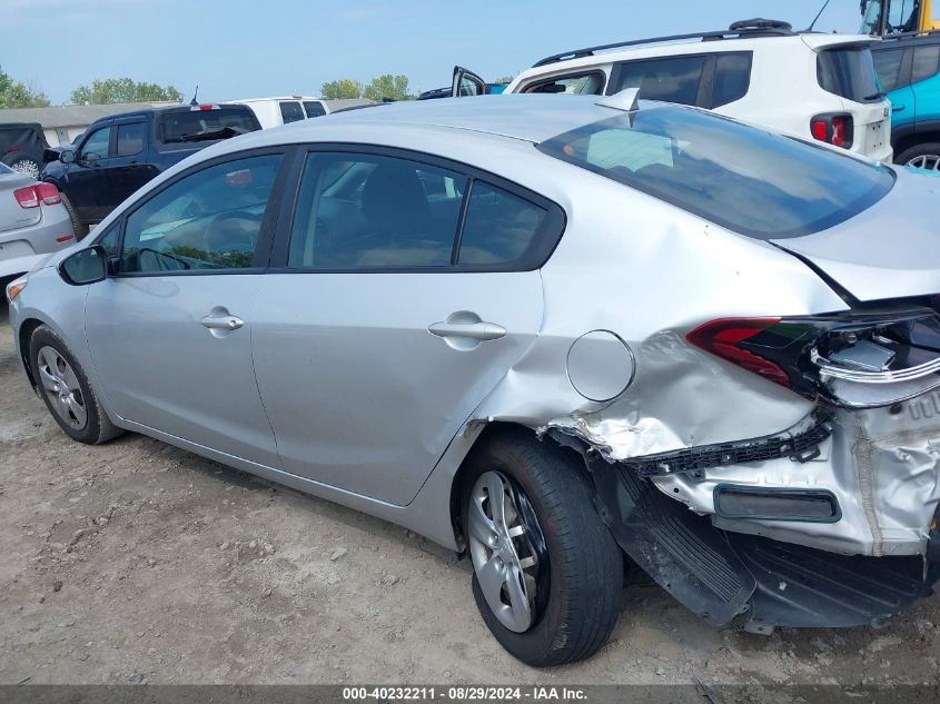 2018 Kia Forte Lx VIN: 3KPFK4A74JE270560 Lot: 40232211