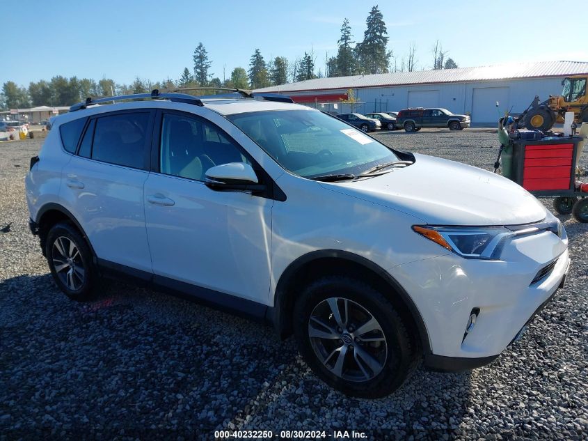 2017 Toyota Rav4 Xle VIN: 2T3RFREV2HW679632 Lot: 40232250