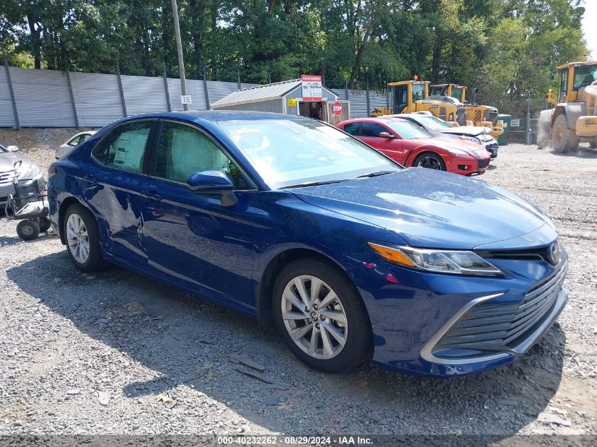 4T1C11BK5RU127200 2024 TOYOTA CAMRY - Image 1