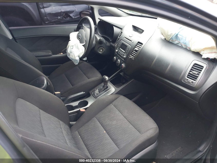 2016 KIA FORTE LX - KNAFK4A60G5460185