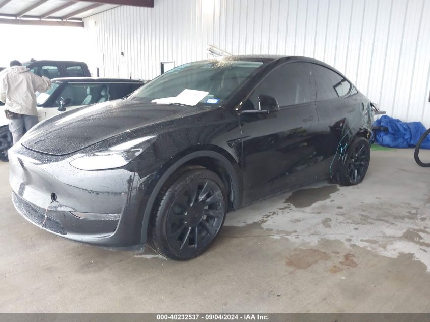 7SAYGDED8RF053547 2024 TESLA MODEL Y - Image 2