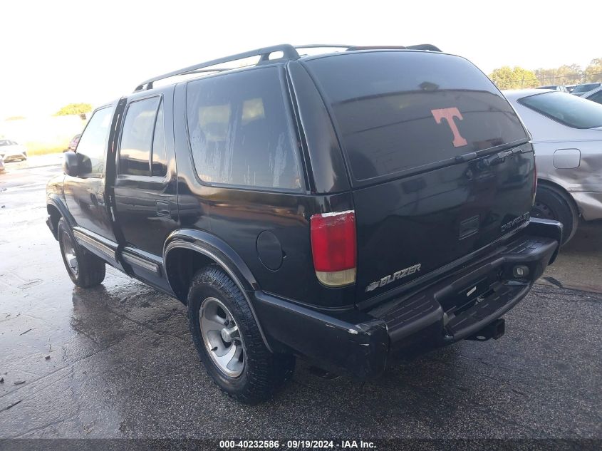 1GNCS13W812125497 2001 Chevrolet Blazer Lt