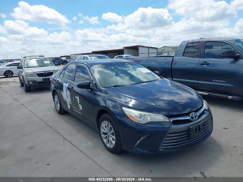 4T1BF1FK5HU797724 2017 TOYOTA CAMRY - Image 1