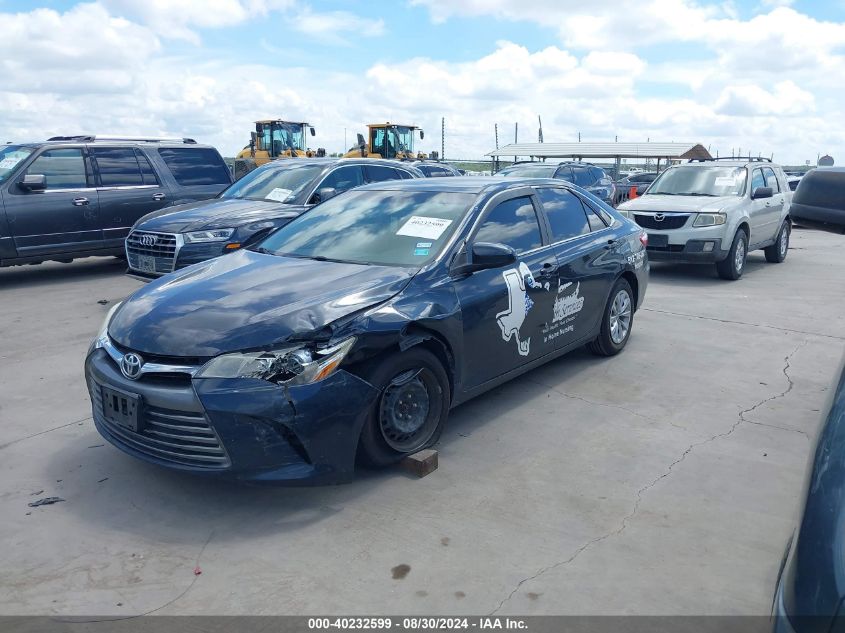 4T1BF1FK5HU797724 2017 TOYOTA CAMRY - Image 2