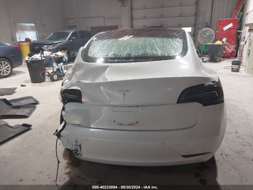 2018 Tesla Model 3 Long Range/Mid Range VIN: 5YJ3E1EA6JF032699 Lot: 40233894