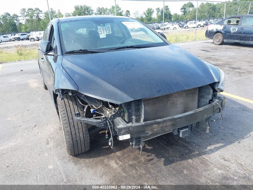 2017 HYUNDAI ELANTRA LIMITED - 5NPD84LF1HH007457