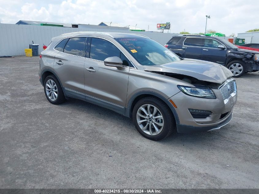 2019 Lincoln Mkc Select VIN: 5LMCJ2C92KUL51139 Lot: 40234215