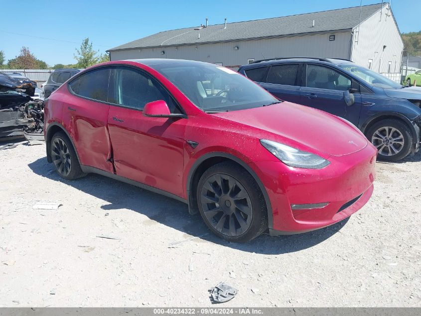 7SAYGDEE7NF445776 2022 TESLA MODEL Y - Image 1