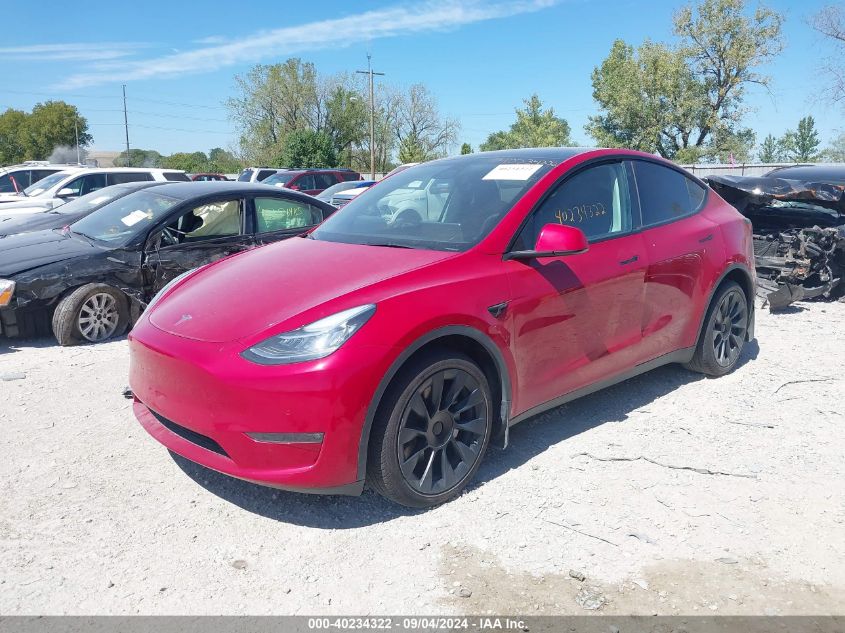 7SAYGDEE7NF445776 2022 TESLA MODEL Y - Image 2