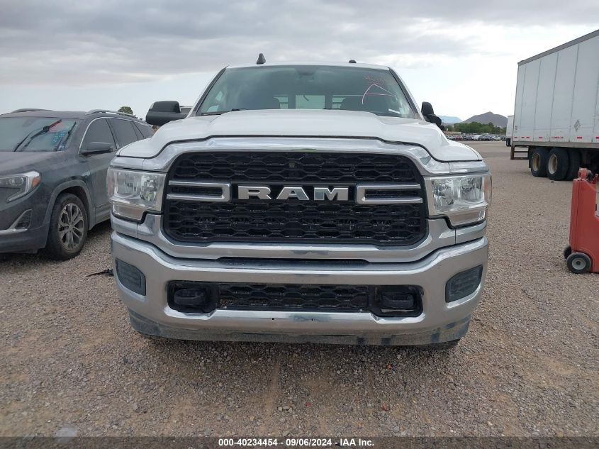 2019 Ram 2500 Tradesman 4X4 8' Box VIN: 3C6UR5HJ2KG551411 Lot: 40234454