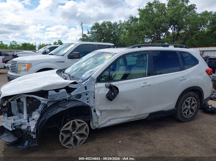 2023 Subaru Forester Premium VIN: JF2SKAEC9PH422129 Lot: 40234603