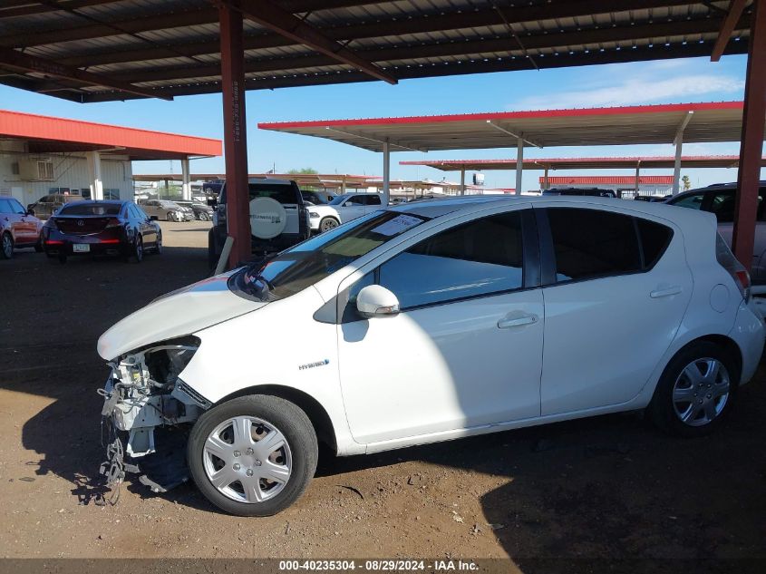 2013 Toyota Prius C One VIN: JTDKDTB38D1540220 Lot: 40235304