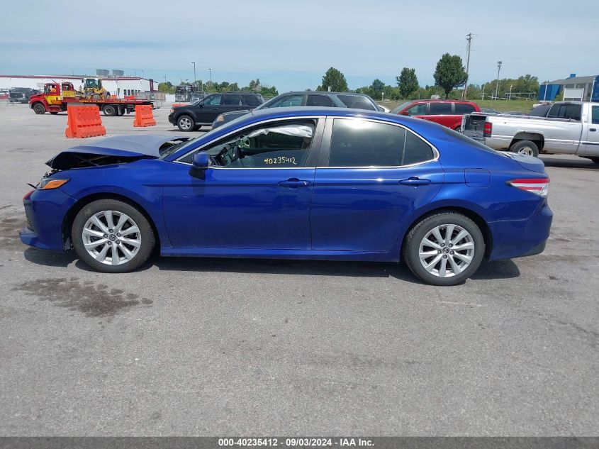 2018 Toyota Camry Le VIN: JTNB11HK0J3006054 Lot: 40235412