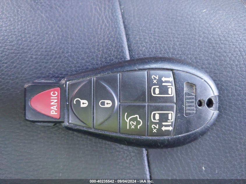 2014 CHRYSLER TOWN & COUNTRY TOURING - 2C4RC1BG9ER399972