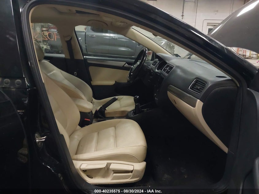 2017 VOLKSWAGEN JETTA VIN: 3VWB67AJ9HM302416