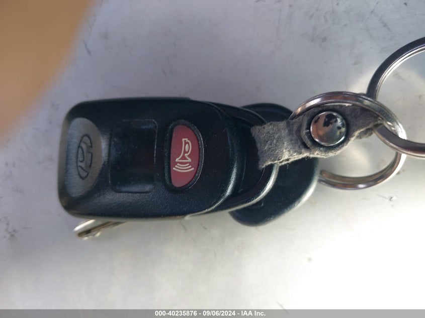 VIN 5NPD74LFXJH330625 2018 HYUNDAI ELANTRA SE