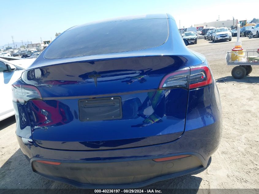 2022 Tesla Model Y Performance Dual Motor All-Wheel Drive VIN: 7SAYGDEF0NF405998 Lot: 40236197