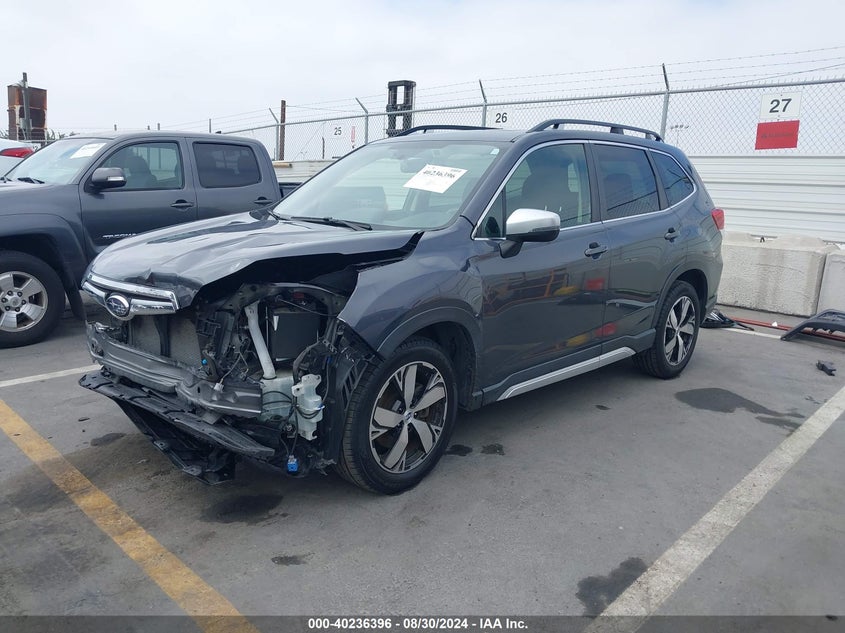 VIN JF2SKAXC0LH521154 2020 SUBARU FORESTER TOURING