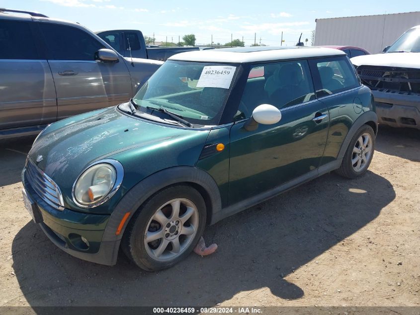 2009 Mini Cooper VIN: WMWMF33529TW75446 Lot: 40236459