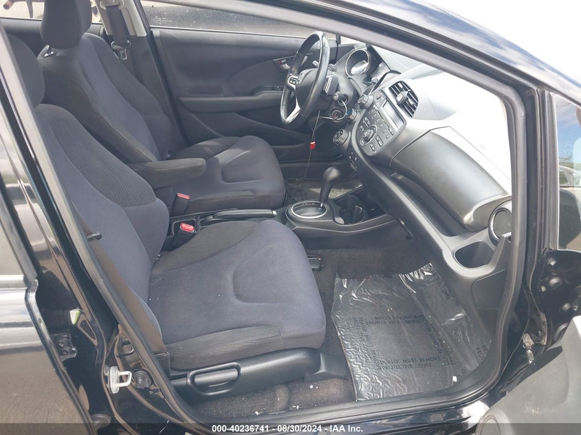 2013 HONDA FIT SPORT - JHMGE8H52DC060573