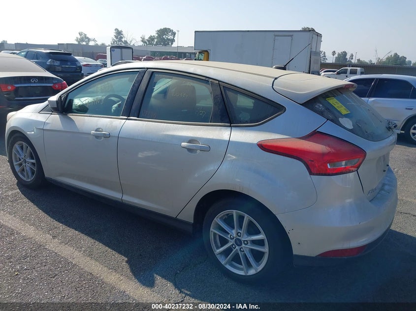 VIN 1FADP3K25JL217434 2018 FORD FOCUS SE