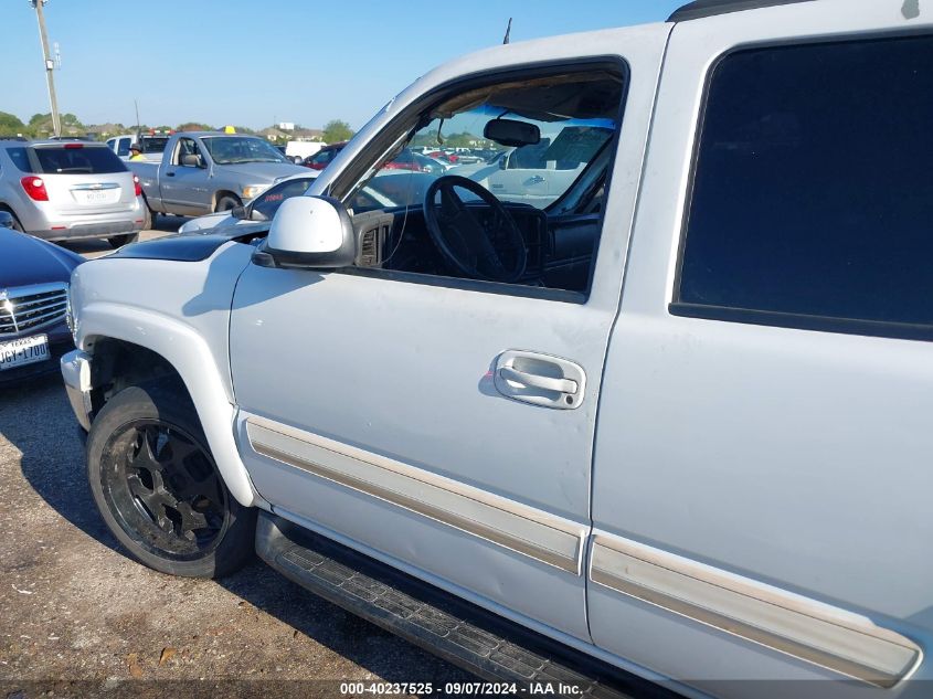 2004 Chevrolet Tahoe Lt VIN: 1GNEC13Z44J326565 Lot: 40237525